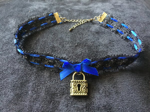 Sexy  Black & Blue Day Collar