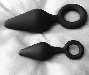 Looped Silicon Plug- Tail Attachment.