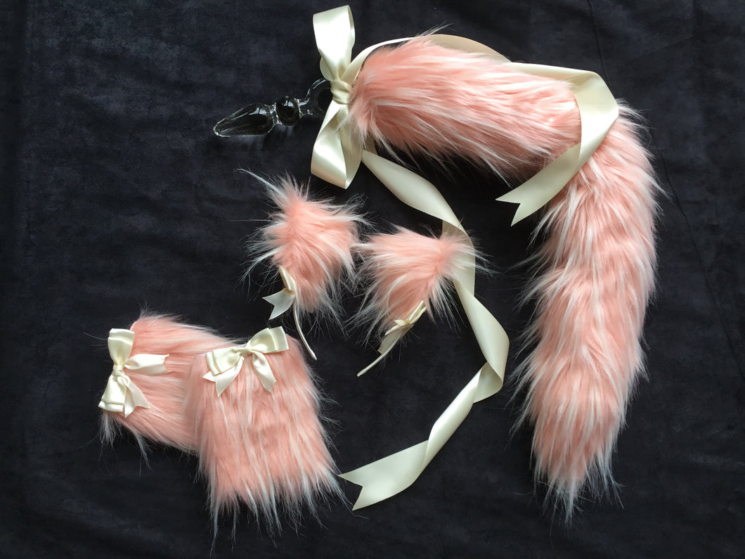 Stunning peaches & cream Pet play Set , with cuffs , and plug